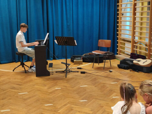 IMG 20250616 164802 scaled Koncert Końcoworoczny IMG 20250616 164802 scaled Koncert Końcoworoczny