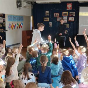 1000045566 Dzień Języków Obcych i kiermasz smakołyków 1000045566 Dzień Języków Obcych i kiermasz smakołyków