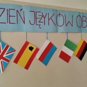 1000045570 Dzień Języków Obcych i kiermasz smakołyków 1000045570 Dzień Języków Obcych i kiermasz smakołyków