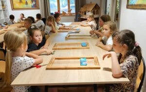 20250905 110512 Klasa IZ i IIIK 05.09.2025 na warsztatach w Podlaskim Muzeum Kultury Ludowej 20250905 110512 Klasa IZ i IIIK 05.09.2025 na warsztatach w Podlaskim Muzeum Kultury Ludowej