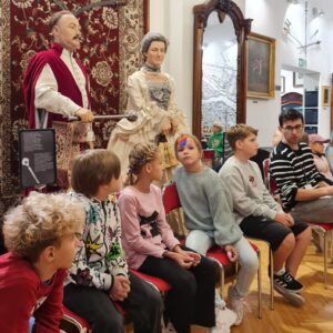 20250924 110459 Wycieczka do Tykocina w ramach projektu pt. „Śladami Wielokulturowego Podlasia – Wędrówki po Dziedzictwie Regionu" 20250924 110459 Wycieczka do Tykocina w ramach projektu pt. „Śladami Wielokulturowego Podlasia – Wędrówki po Dziedzictwie Regionu"