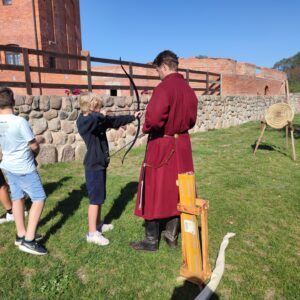 IMG 20250922 133523 Wycieczka do Tykocina w ramach projektu pt. „Śladami Wielokulturowego Podlasia – Wędrówki po Dziedzictwie Regionu" IMG 20250922 133523 Wycieczka do Tykocina w ramach projektu pt. „Śladami Wielokulturowego Podlasia – Wędrówki po Dziedzictwie Regionu"