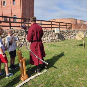 IMG 20250922 142918 Wycieczka do Tykocina w ramach projektu pt. „Śladami Wielokulturowego Podlasia – Wędrówki po Dziedzictwie Regionu" IMG 20250922 142918 Wycieczka do Tykocina w ramach projektu pt. „Śladami Wielokulturowego Podlasia – Wędrówki po Dziedzictwie Regionu"