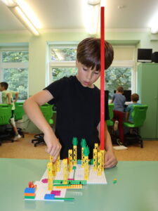 IMG 4888 Koło informatyczne – „Z robotyką za pan brat” IMG 4888 Koło informatyczne – „Z robotyką za pan brat”