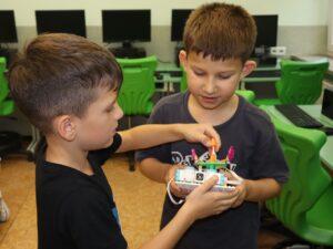 IMG 4904 Koło informatyczne – „Z robotyką za pan brat” IMG 4904 Koło informatyczne – „Z robotyką za pan brat”