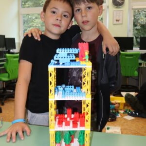 IMG 5176 Koło informatyczne – „Z robotyką za pan brat” w klasach 1-3 IMG 5176 Koło informatyczne – „Z robotyką za pan brat” w klasach 1-3