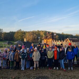 20251022 075640 Wycieczka w ramach projektu ,,Poznajemy Podlaskie'' do Augustowa i okolic klas: 3K i 4L-S 20251022 075640 Wycieczka w ramach projektu ,,Poznajemy Podlaskie'' do Augustowa i okolic klas: 3K i 4L-S