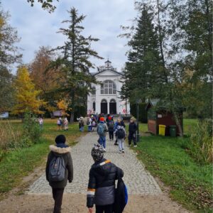 20251022 095958 Wycieczka w ramach projektu ,,Poznajemy Podlaskie'' do Augustowa i okolic klas: 3K i 4L-S 20251022 095958 Wycieczka w ramach projektu ,,Poznajemy Podlaskie'' do Augustowa i okolic klas: 3K i 4L-S