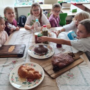 20251023 141416 W ramach projektu "Śladami Wielokulturowego Podlasia" odbyły się warsztaty "Smaki Podlasia" 20251023 141416 W ramach projektu "Śladami Wielokulturowego Podlasia" odbyły się warsztaty "Smaki Podlasia"