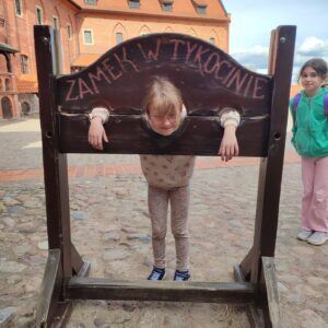 IMG 20250923 143531 Wycieczka do Tykocina kl. 1Z, 2B i 2S - projekt pt. „Śladami Wielokulturowego Podlasia – Wędrówki po Dziedzictwie Regionu" IMG 20250923 143531 Wycieczka do Tykocina kl. 1Z, 2B i 2S - projekt pt. „Śladami Wielokulturowego Podlasia – Wędrówki po Dziedzictwie Regionu"