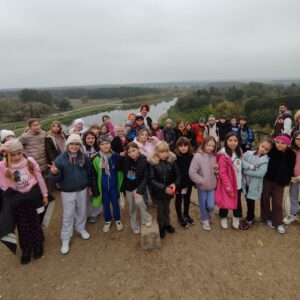 IMG 20251009 143841 Wycieczka do Mielnika i Drohiczyna w ramach projektu pt. „Śladami Wielokulturowego Podlasia – Wędrówki po Dziedzictwie Regionu" - kl. 3K + 2S IMG 20251009 143841 Wycieczka do Mielnika i Drohiczyna w ramach projektu pt. „Śladami Wielokulturowego Podlasia – Wędrówki po Dziedzictwie Regionu" - kl. 3K + 2S