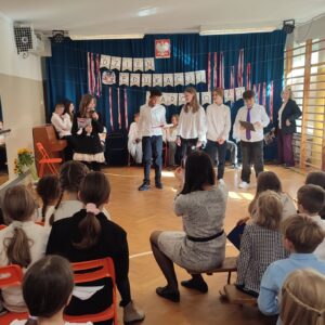 IMG 20251013 115205 UROCZYSTA AKADEMIA Z OKAZJI DNIA EDUKACJI NARODOWEJ IMG 20251013 115205 UROCZYSTA AKADEMIA Z OKAZJI DNIA EDUKACJI NARODOWEJ