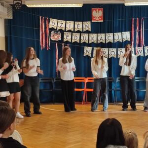 IMG 20251013 115648 UROCZYSTA AKADEMIA Z OKAZJI DNIA EDUKACJI NARODOWEJ IMG 20251013 115648 UROCZYSTA AKADEMIA Z OKAZJI DNIA EDUKACJI NARODOWEJ