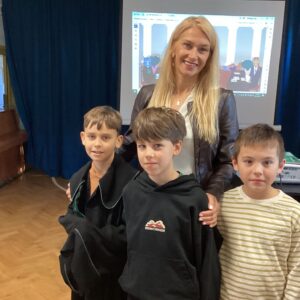 IMG 2597 „Bajeczni Adwokaci" w naszej szkole! IMG 2597 „Bajeczni Adwokaci" w naszej szkole!