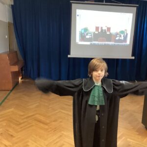 IMG 2603 „Bajeczni Adwokaci" w naszej szkole! IMG 2603 „Bajeczni Adwokaci" w naszej szkole!