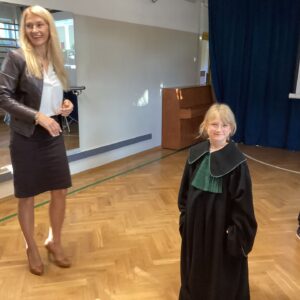 IMG 2612 „Bajeczni Adwokaci" w naszej szkole! IMG 2612 „Bajeczni Adwokaci" w naszej szkole!