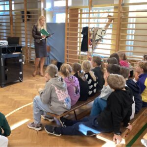 IMG 2635 „Bajeczni Adwokaci" w naszej szkole! IMG 2635 „Bajeczni Adwokaci" w naszej szkole!