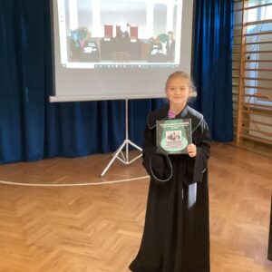 IMG 2647 „Bajeczni Adwokaci" w naszej szkole! IMG 2647 „Bajeczni Adwokaci" w naszej szkole!