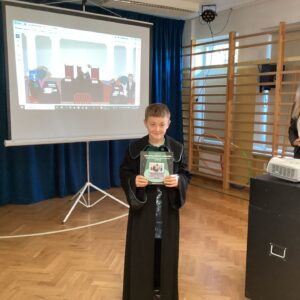 IMG 2654 „Bajeczni Adwokaci" w naszej szkole! IMG 2654 „Bajeczni Adwokaci" w naszej szkole!