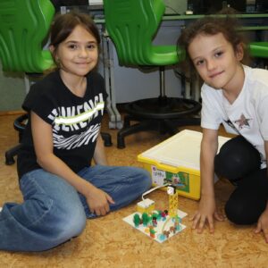 IMG 5254 Koło informatyczne – „Z robotyką za pan brat” w klasach 1-3 IMG 5254 Koło informatyczne – „Z robotyką za pan brat” w klasach 1-3