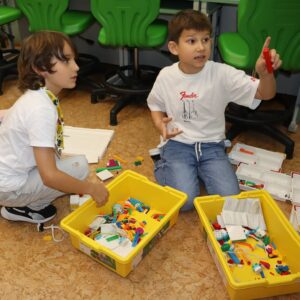 IMG 5273 Koło informatyczne – „Z robotyką za pan brat” w klasach 1-3 IMG 5273 Koło informatyczne – „Z robotyką za pan brat” w klasach 1-3