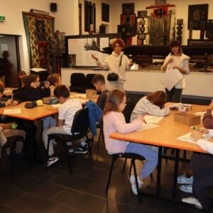 IMG 5418 Wycieczka do Mielnika i Drohiczyna w ramach projektu pt. „Śladami Wielokulturowego Podlasia – Wędrówki po Dziedzictwie Regionu" - kl. 3K + 2S IMG 5418 Wycieczka do Mielnika i Drohiczyna w ramach projektu pt. „Śladami Wielokulturowego Podlasia – Wędrówki po Dziedzictwie Regionu" - kl. 3K + 2S