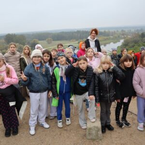 IMG 5554 Wycieczka do Mielnika i Drohiczyna w ramach projektu pt. „Śladami Wielokulturowego Podlasia – Wędrówki po Dziedzictwie Regionu" - kl. 3K + 2S IMG 5554 Wycieczka do Mielnika i Drohiczyna w ramach projektu pt. „Śladami Wielokulturowego Podlasia – Wędrówki po Dziedzictwie Regionu" - kl. 3K + 2S