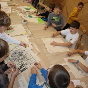 IMG 5603 Wycieczka do Mielnika i Drohiczyna w ramach projektu pt. „Śladami Wielokulturowego Podlasia – Wędrówki po Dziedzictwie Regionu" - kl. 3K + 2S IMG 5603 Wycieczka do Mielnika i Drohiczyna w ramach projektu pt. „Śladami Wielokulturowego Podlasia – Wędrówki po Dziedzictwie Regionu" - kl. 3K + 2S