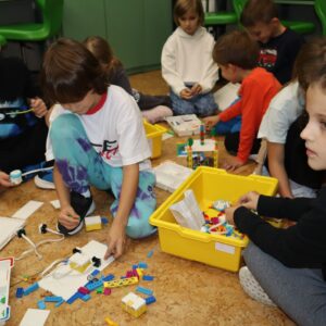 IMG 5766 Koło informatyczne – „Z robotyką za pan brat” IMG 5766 Koło informatyczne – „Z robotyką za pan brat”