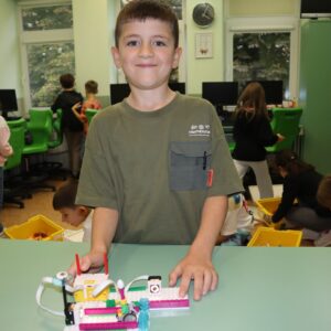 IMG 5777 Koło informatyczne – „Z robotyką za pan brat” IMG 5777 Koło informatyczne – „Z robotyką za pan brat”