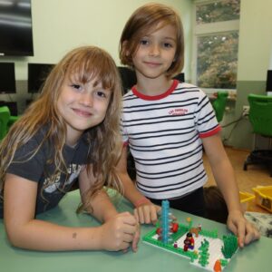 IMG 5858 Koło informatyczne – „Z robotyką za pan brat” IMG 5858 Koło informatyczne – „Z robotyką za pan brat”