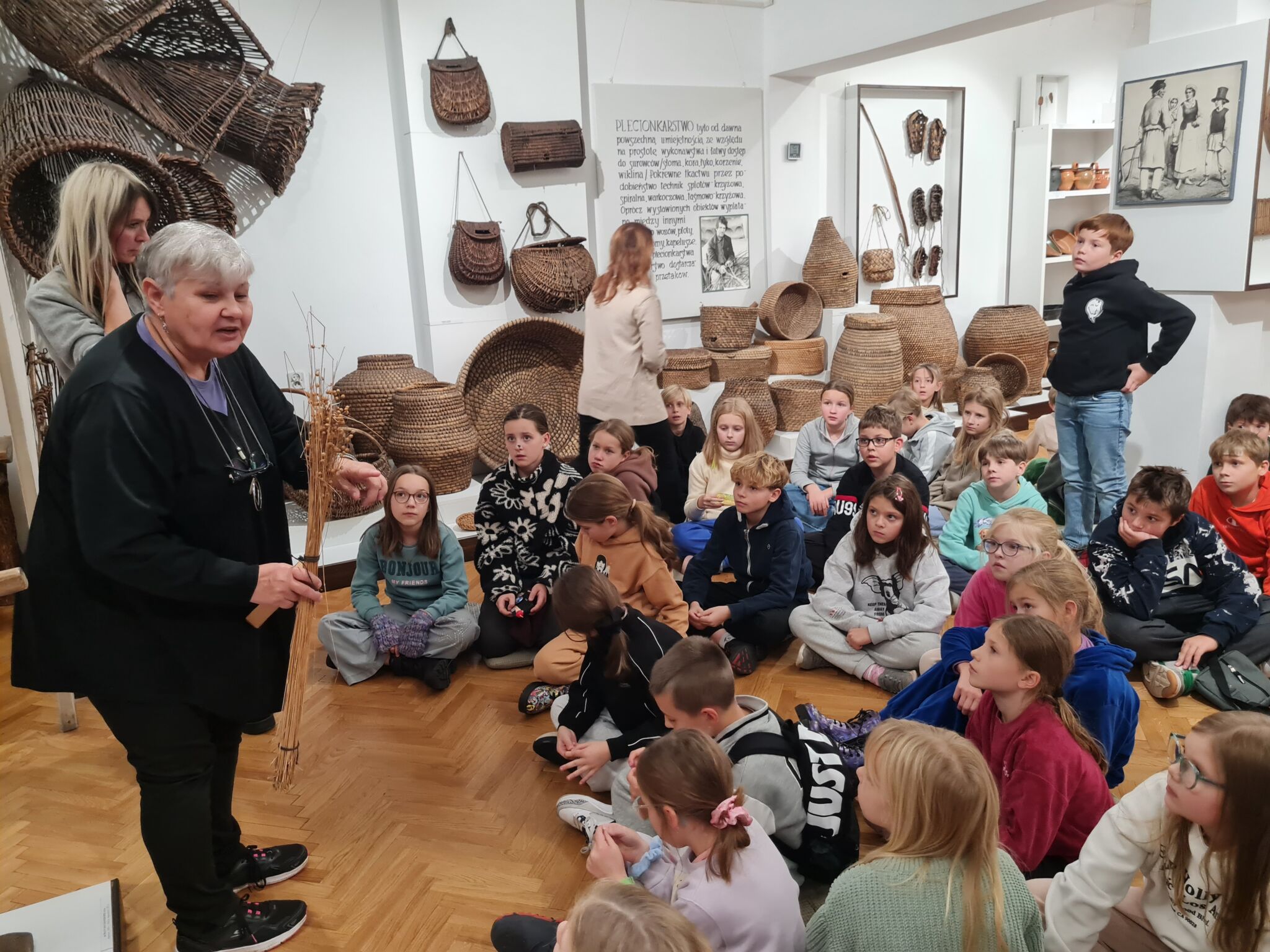 MUZEUM ZIEMI AUGUSTOWSKIEJ 1 POZNAJEMY PODLASKIE 2025 MUZEUM ZIEMI AUGUSTOWSKIEJ.