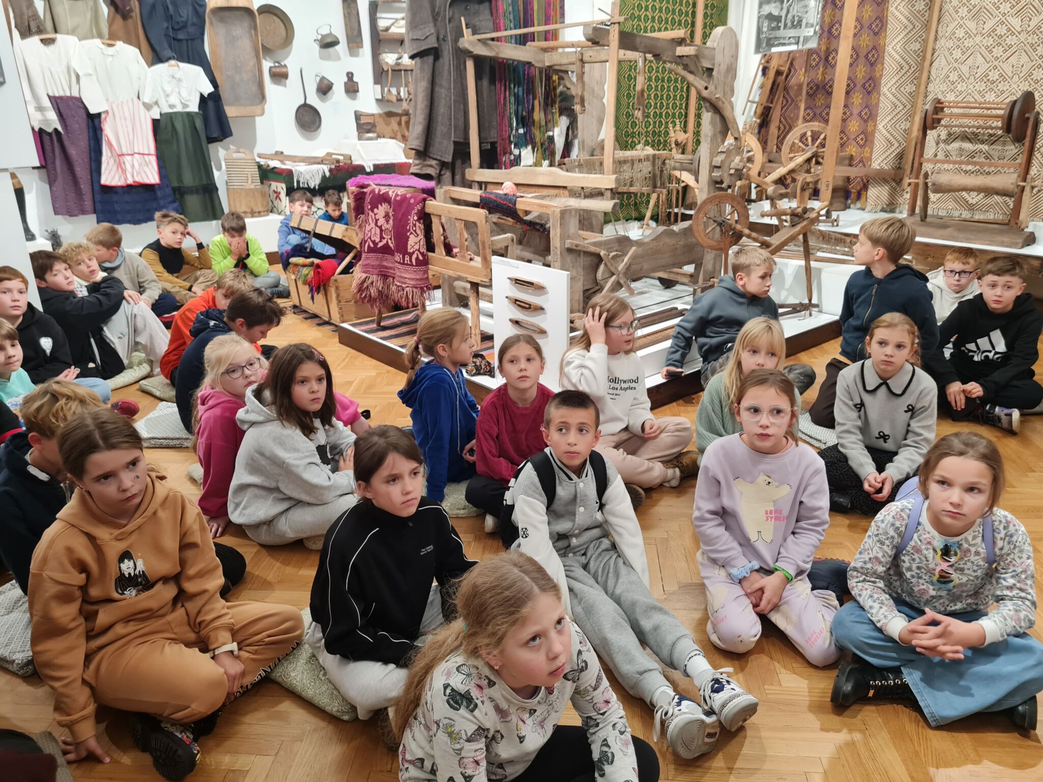 MUZEUM ZIEMI AUGUSTOWSKIEJ. 2 1 POZNAJEMY PODLASKIE 2025 MUZEUM ZIEMI AUGUSTOWSKIEJ. (2)