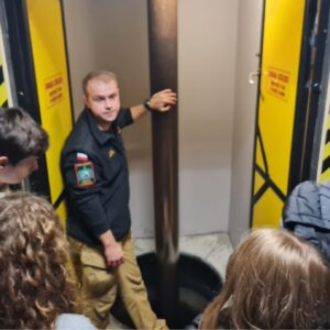 20251103 124604 Wycieczka dydaktyczna klasy 8 do Jednostki Ratowniczo-Gaśniczej nr 1 w Białymstoku 20251103 124604 Wycieczka dydaktyczna klasy 8 do Jednostki Ratowniczo-Gaśniczej nr 1 w Białymstoku