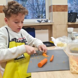 20251125 143247 Warsztaty w kl. 2B w ramach projektu "Śladami Wielokulturowego Podlasia" 20251125 143247 Warsztaty w kl. 2B w ramach projektu "Śladami Wielokulturowego Podlasia"