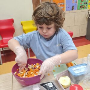 20251125 143541 Warsztaty w kl. 2B w ramach projektu "Śladami Wielokulturowego Podlasia" 20251125 143541 Warsztaty w kl. 2B w ramach projektu "Śladami Wielokulturowego Podlasia"