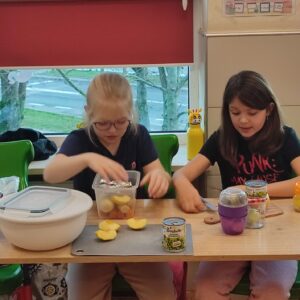 IMG 20251119 141722 Warsztaty kl. 3K w ramach projektu "Śladami Wielokulturowego Podlasia" IMG 20251119 141722 Warsztaty kl. 3K w ramach projektu "Śladami Wielokulturowego Podlasia"