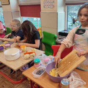 IMG 20251119 143852 Warsztaty kl. 3K w ramach projektu "Śladami Wielokulturowego Podlasia" IMG 20251119 143852 Warsztaty kl. 3K w ramach projektu "Śladami Wielokulturowego Podlasia"