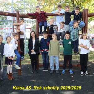 klasa.4S.Nnn 1 Zdjęcia klasowe uczniów naszej szkoły