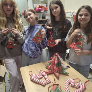 1000015816 Zajęcia koła SPRYTNE RĘCE 1000015816 Zajęcia koła SPRYTNE RĘCE