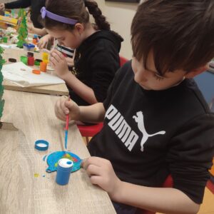 IMG 20251218 103559 Warsztaty świąteczne w klasie 2B IMG 20251218 103559 Warsztaty świąteczne w klasie 2B