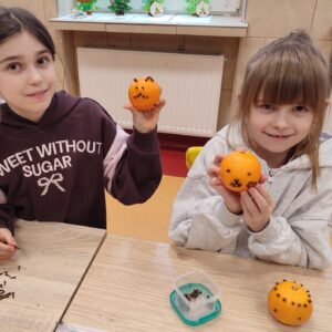 IMG 20251218 123504 Warsztaty świąteczne w klasie 2B IMG 20251218 123504 Warsztaty świąteczne w klasie 2B