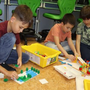 IMG 7084 Koło informatyczne – „Z robotyką za pan brat” IMG 7084 Koło informatyczne – „Z robotyką za pan brat”