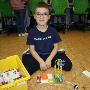 IMG 7106 Koło informatyczne – „Z robotyką za pan brat” IMG 7106 Koło informatyczne – „Z robotyką za pan brat”