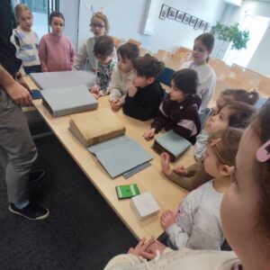 IMG 20260220 094241 Klasa 2B w Bibliotece Uniwersyteckiej IMG 20260220 094241 Klasa 2B w Bibliotece Uniwersyteckiej