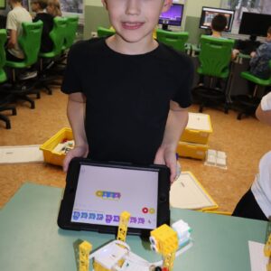 IMG 7578 Koło informatyczne – „Z robotyką za pan brat” IMG 7578 Koło informatyczne – „Z robotyką za pan brat”