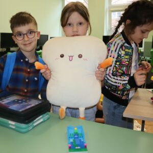 IMG 7920 Koło informatyczne – „Z robotyką za pan brat” IMG 7920 Koło informatyczne – „Z robotyką za pan brat”