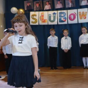 IMG 9489 Ślubowanie i pasowanie na ucznia — klasa I M IMG 9489 Ślubowanie i pasowanie na ucznia — klasa I M
