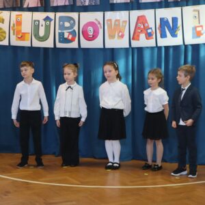 IMG 9516 Ślubowanie i pasowanie na ucznia — klasa I M IMG 9516 Ślubowanie i pasowanie na ucznia — klasa I M