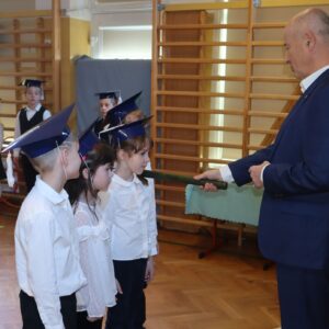 IMG 9534 Ślubowanie i pasowanie na ucznia — klasa I M IMG 9534 Ślubowanie i pasowanie na ucznia — klasa I M